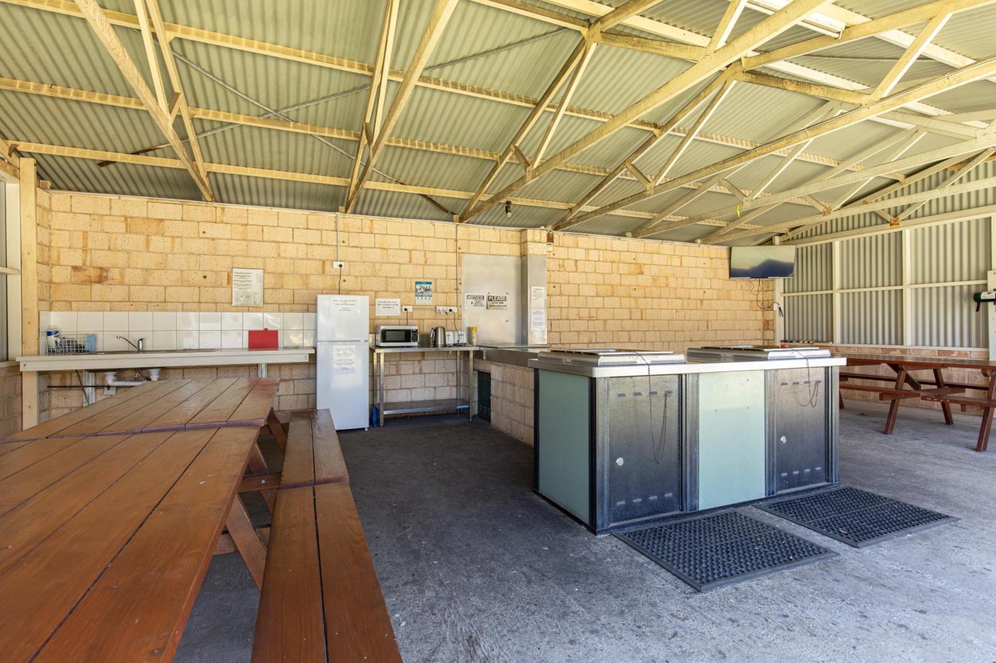Belair Gardens Caravan Park Geraldton Extérieur photo